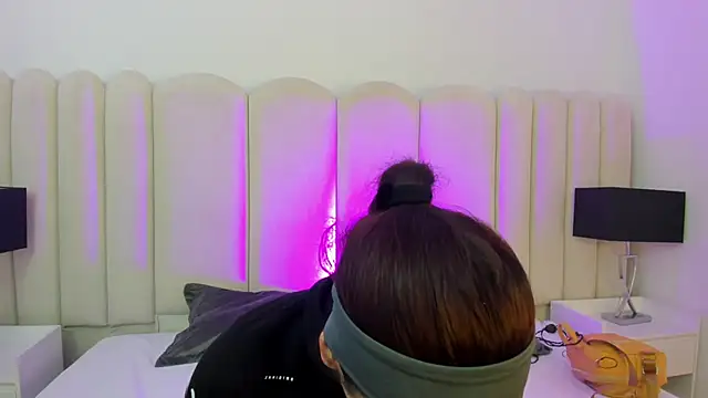 AnnyCherry  online show from 02/13/26, 07:14