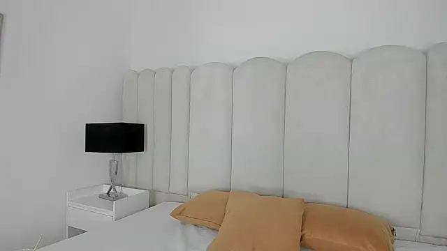 AnnyCherry  online show from 05/15/26, 12:19