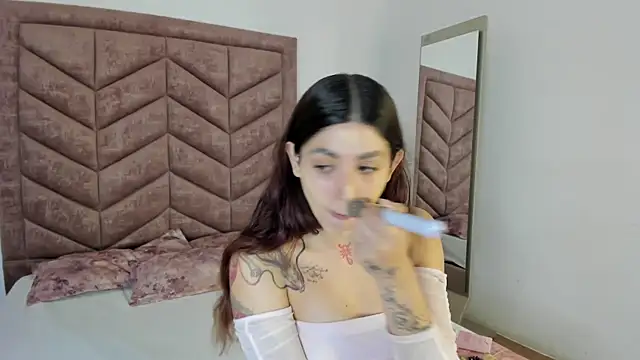 Snapshot of AnnyCherry_ chatting on 06/12/26, 10:07 AnnyCherry online show from 06/12/26, 10:07