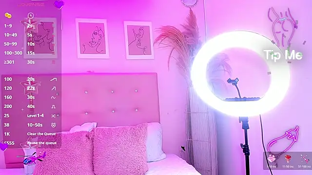 Snapshot of EIMY_BRIGHT chatting on 11/12/25, 02:10 EIMY BRIGHT online show from 11/12/25, 02:10