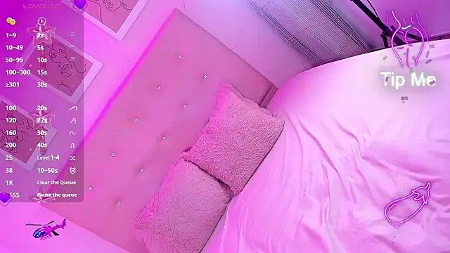 Snapshot of EIMY_BRIGHT chatting on 11/05/25, 02:31 EIMY BRIGHT online show from 11/05/25, 02:31