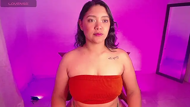 DIANEE 01 online show from 10/21/25, 11:48