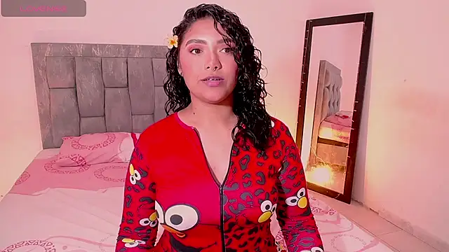 DIANEE 01 online show from 03/16/26, 10:12