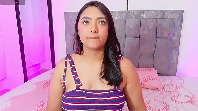 Snapshot of DIANEE_01 chatting on 07/12/26, 11:16 DIANEE 01 online show from 07/12/26, 11:16