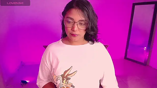 DIANEE 01 online show from 10/14/25, 11:58