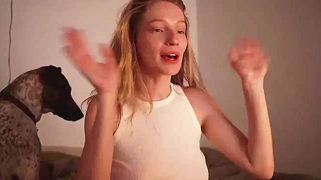 Snapshot of Stephany_talks chatting on 02/26/25, 02:52 Stephany talks online show from 02/26/25, 02:52