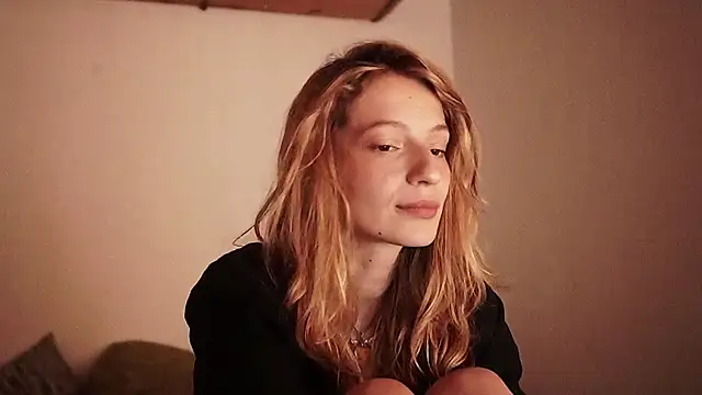 Snapshot of Stephany_talks chatting on 12/22/24, 01:55 Stephany talks online show from 12/22/24, 01:55