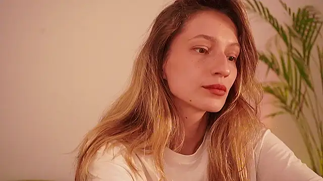 Snapshot of Stephany_talks chatting on 09/24/25, 02:07 Stephany talks online show from 09/24/25, 02:07