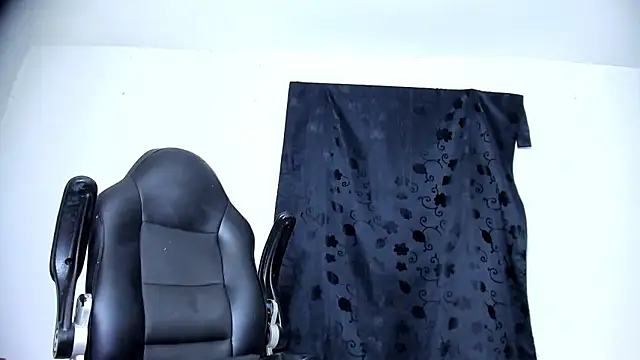 Snapshot of brant_garciabbc chatting on 01/28/25, 03:46 brant garciabbc online show from 01/28/25, 03:46