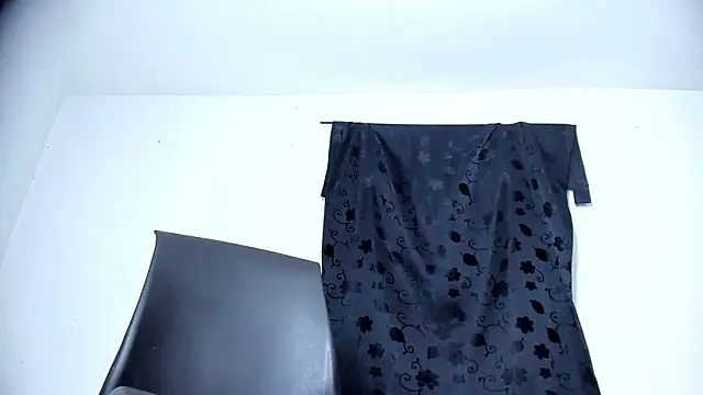 Snapshot of brant_garciabbc chatting on 01/14/25, 02:00 brant garciabbc online show from 01/14/25, 02:00