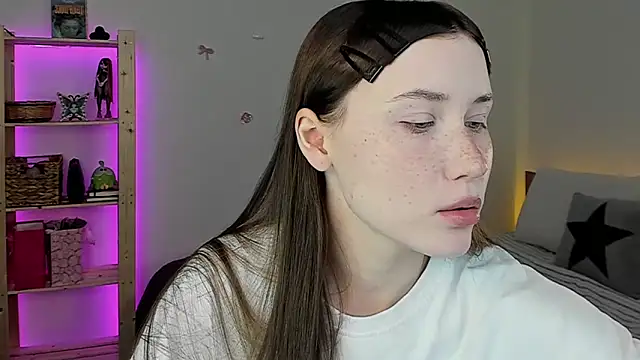 Stella Sunny online show from 04/28/26, 11:42