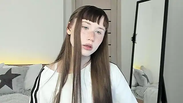 Stella Sunny online show from 04/13/26, 08:13