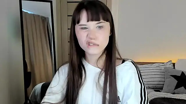 Stella Sunny online show from 02/22/26, 03:02