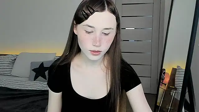 Stella Sunny online show from 05/22/26, 02:15