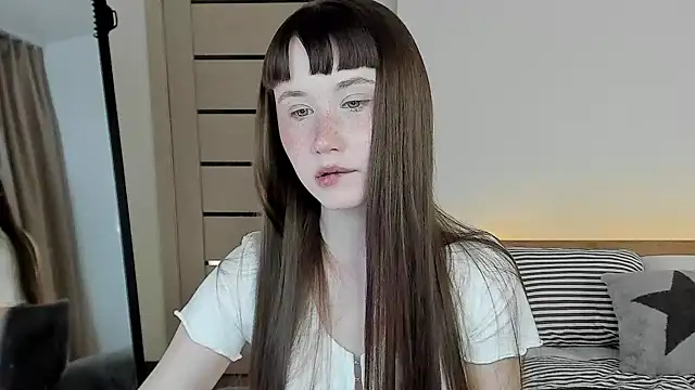 Stella Sunny online show from 04/03/26, 01:34