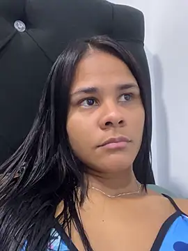 Snapshot of anniie_smith chatting on 11/10/25, 03:17 anniie smith online show from 11/10/25, 03:17