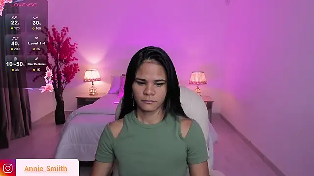 Snapshot of anniie_smith chatting on 10/23/25, 10:58 anniie smith online show from 10/23/25, 10:58