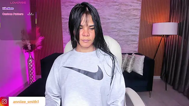 Snapshot of anniie_smith chatting on 01/11/26, 11:28 anniie smith online show from 01/11/26, 11:28