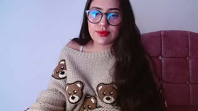 Snapshot of Paris-love chatting on 12/19/24, 06:12 Paris-love online show from 12/19/24, 06:12