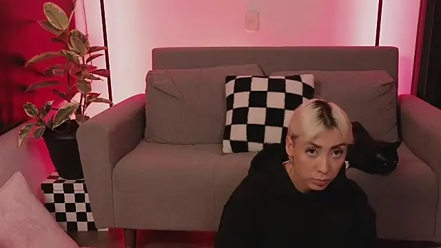 Snapshot of jane_hart_ chatting on 11/13/25, 02:15 jane hart online show from 11/13/25, 02:15