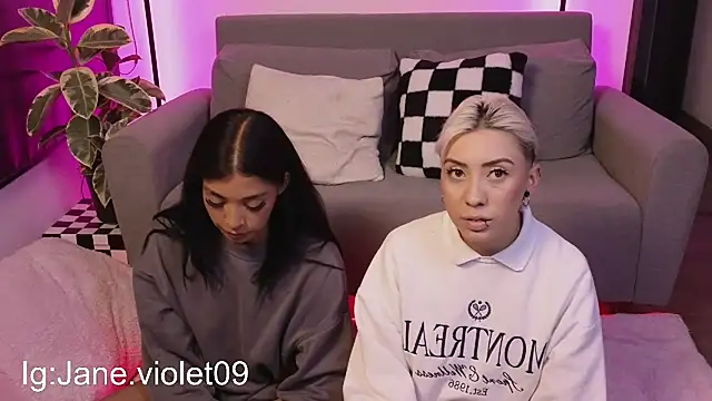 Snapshot of jane_hart_ chatting on 10/19/25, 11:40 jane hart online show from 10/19/25, 11:40