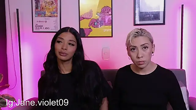 Snapshot of jane_hart_ chatting on 10/12/25, 12:23 jane hart online show from 10/12/25, 12:23