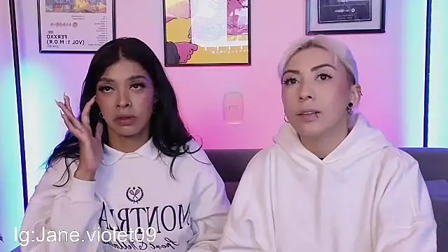 Snapshot of jane_hart_ chatting on 10/09/25, 11:38 jane hart online show from 10/09/25, 11:38