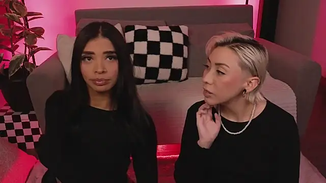 Snapshot of jane_hart_ chatting on 11/07/25, 12:26 jane hart online show from 11/07/25, 12:26