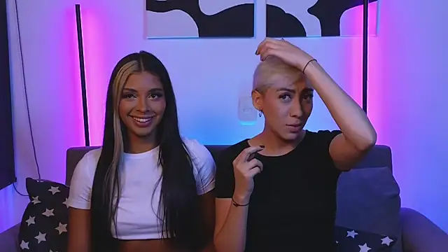 Snapshot of jane_hart_ chatting on 02/21/25, 12:38 jane hart online show from 02/21/25, 12:38