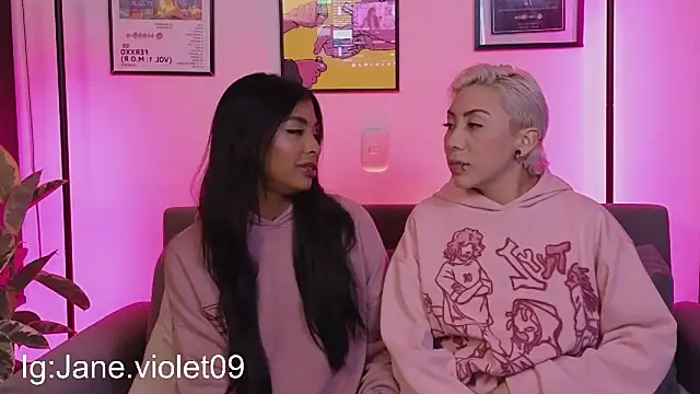 Snapshot of jane_hart_ chatting on 09/22/25, 01:33 jane hart online show from 09/22/25, 01:33