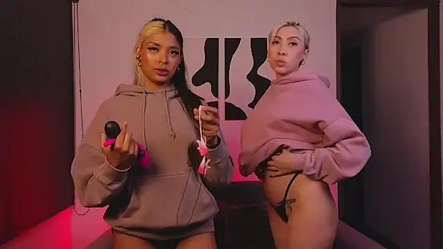 Snapshot of jane_hart_ chatting on 03/18/25, 08:17 jane hart online show from 03/18/25, 08:17