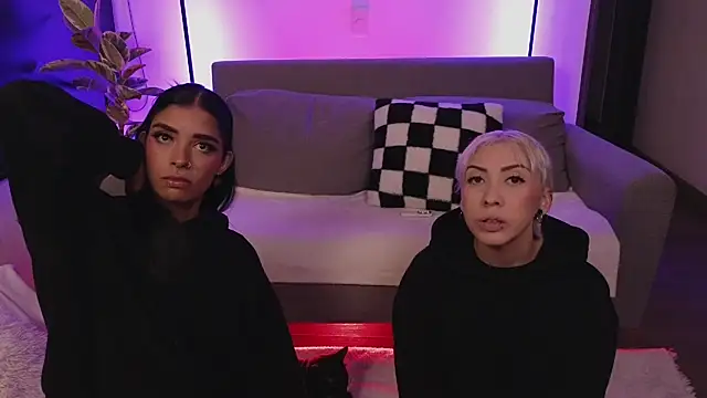 Snapshot of jane_hart_ chatting on 11/29/25, 01:06 jane hart online show from 11/29/25, 01:06