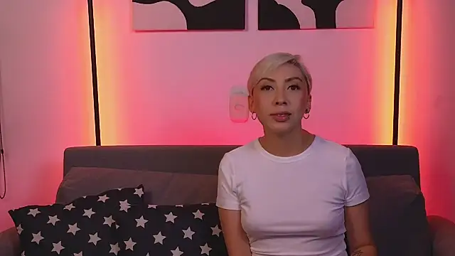 Snapshot of jane_hart_ chatting on 03/12/25, 02:09 jane hart online show from 03/12/25, 02:09