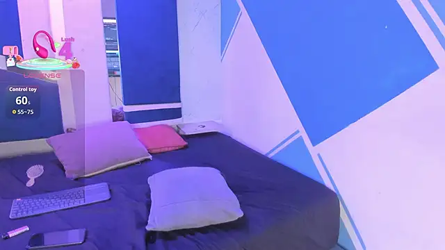 SamanthaFerrer  online show from 11/14/25, 05:33