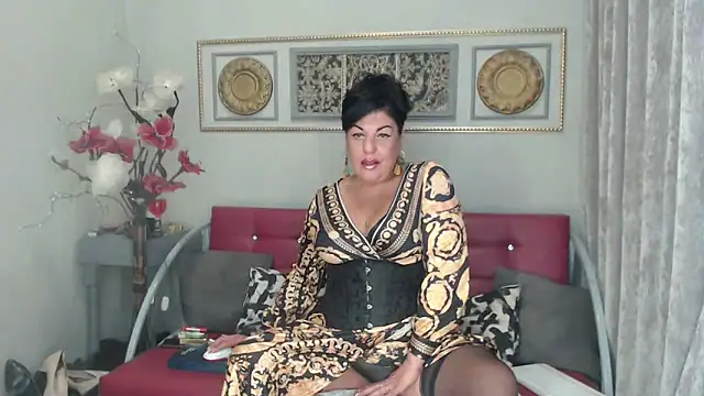 Snapshot of LadyMargoFontana chatting on 09/19/25, 04:27 LadyMargoFontana online show from 09/19/25, 04:27