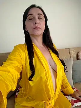 Snapshot of natalie_cowens chatting on 02/11/26, 09:25 natalie cowens online show from 02/11/26, 09:25