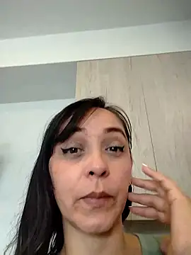 natalie cowens online show from 02/23/25, 04:35