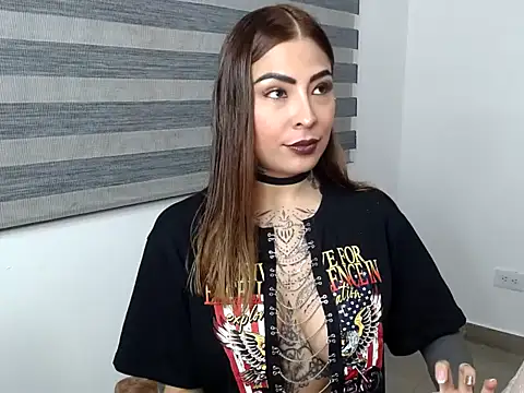 EmiliMontero online show from 11/04/25, 01:42