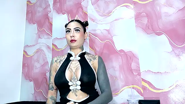 EmiliMontero online show from 06/01/26, 12:22