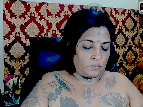 Indiancatz2 online show from 02/04/26, 04:02