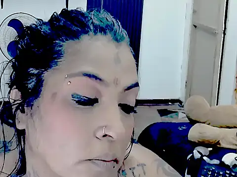 Indiancatz2 online show from 05/16/26, 05:45