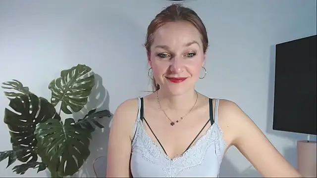 AliciaDesire online show from 03/11/26, 06:29