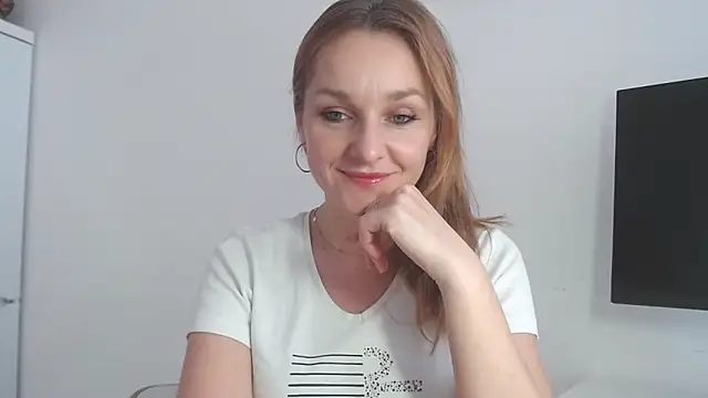AliciaDesire online show from 02/16/26, 02:05