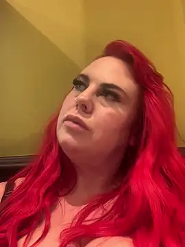 Snapshot of redxxxvixen chatting on 03/21/25, 03:02 redxxxvixen online show from 03/21/25, 03:02