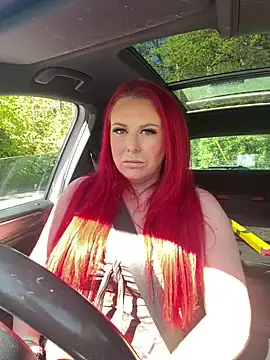 Snapshot of redxxxvixen chatting on 04/24/26, 01:24 redxxxvixen online show from 04/24/26, 01:24