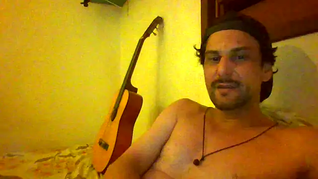 Snapshot of couplemilk chatting on 02/21/26, 02:57 couplemilk online show from 02/21/26, 02:57