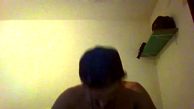 Snapshot of couplemilk chatting on 01/19/26, 01:09 couplemilk online show from 01/19/26, 01:09