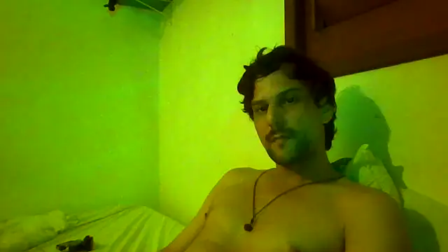 Snapshot of couplemilk chatting on 02/08/26, 01:47 couplemilk online show from 02/08/26, 01:47