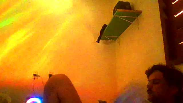 Snapshot of couplemilk chatting on 04/07/26, 12:07 couplemilk online show from 04/07/26, 12:07