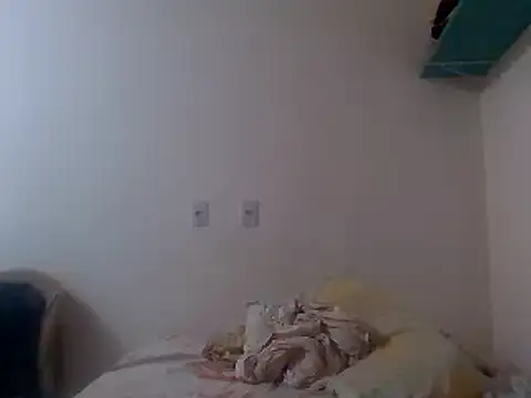 Snapshot of couplemilk chatting on 02/08/25, 09:15 couplemilk online show from 02/08/25, 09:15